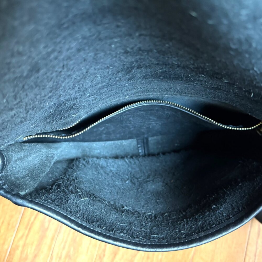 Vintage Coach Crossbody Bag - Picture 6 of 6